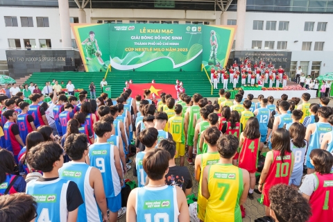 Khởi động chuỗi hoạt động thể thao học đường năm 2023 với giải Bóng rổ Học sinh TP.HCM