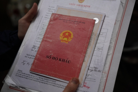 Thủ tướng Chính phủ tiếp tục yêu cầu thực hiện nghiêm quy định bỏ sổ hộ khẩu giấy