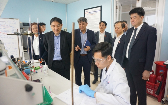 Chú trọng chất lượng đào tạo tiến sĩ chuyên ngành khoa học và công nghệ