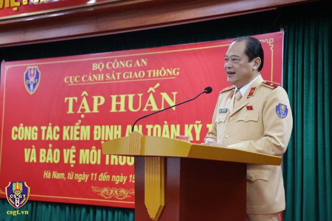 Tập huấn công tác kiểm định phương tiện cho lực lượng CSGT
