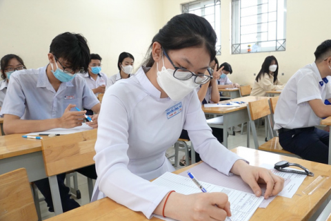 Đoạt giải Nhất kỳ thi HSG quốc gia, 5 học sinh TP.HCM nhận thưởng tới 50 triệu đồng