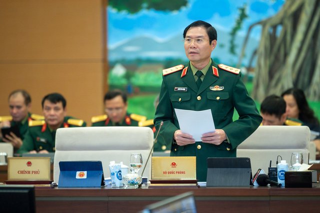 Hoàn thiện pháp luật về quản lý, bảo vệ công trình quốc phòng và khu quân sự