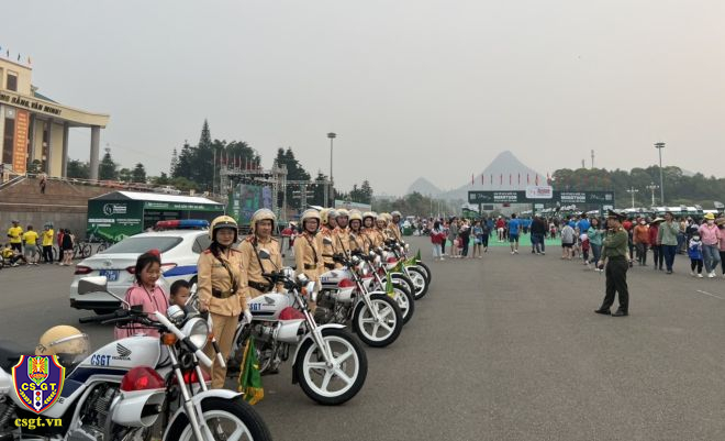 Bảo đảm TTATGT giải chạy Marathon báo Tiền phong lần thứ 64
