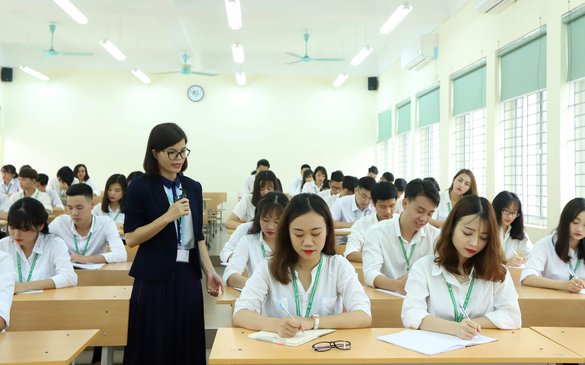 Tăng học phí bậc đại học: Các gia đình cần lưu ý