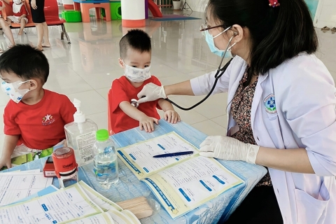 TP.HCM yêu cầu chủ động triển khai công tác y tế trường học