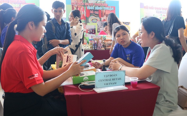 Tăng cường hợp tác thương mại giữa TPHCM và các tỉnh vùng Duyên hải Nam Trung Bộ