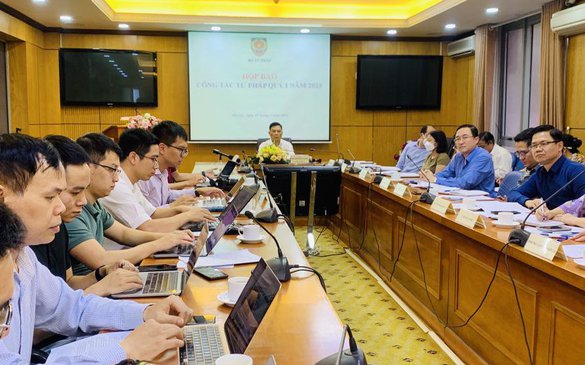 Thí điểm cấp bản điện tử giấy khai sinh, trích lục khai tử tại Hà Nội và Hà Nam