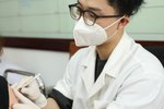 Chưa có bằng chứng độc lực của SARS-CoV-2 đã giảm