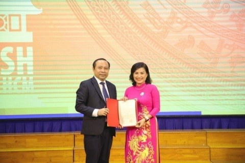 Tái bổ nhiệm Hiệu trưởng Trường ĐH Khoa học xã hội và Nhân văn TP.HCM