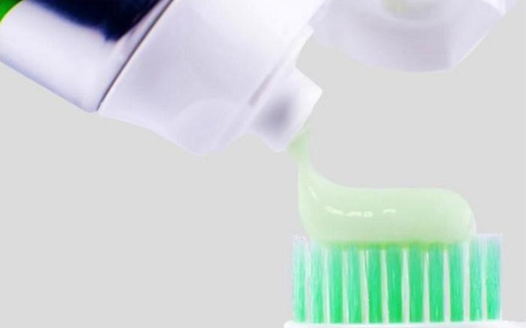 Đình chỉ lưu hành, thu hồi toàn quốc lô kem đánh răng không đạt chất lượng