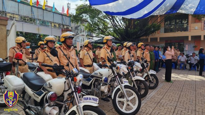 Ra quân phối hợp liên ngành tăng cường xử lý vi phạm kéo giảm TNGT trên tuyến QL 50