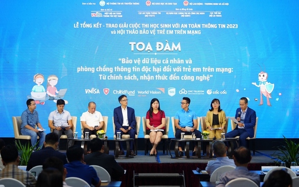 Chia sẻ thành tích của con trên mạng có vô tình để lộ thông tin cá nhân của trẻ?