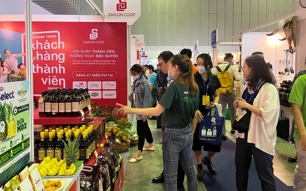 TPHCM: Thương mại dịch vụ khởi sắc, chỉ số giá tiêu dùng giảm nhẹ