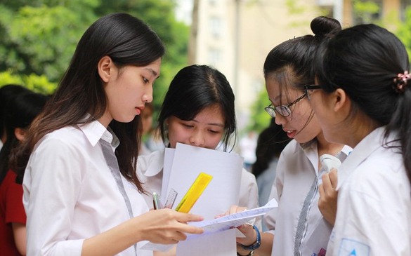 Thi tốt nghiệp THPT: Bộ GD&ĐT thông tin việc sử dụng chứng chỉ để miễn thi ngoại ngữ