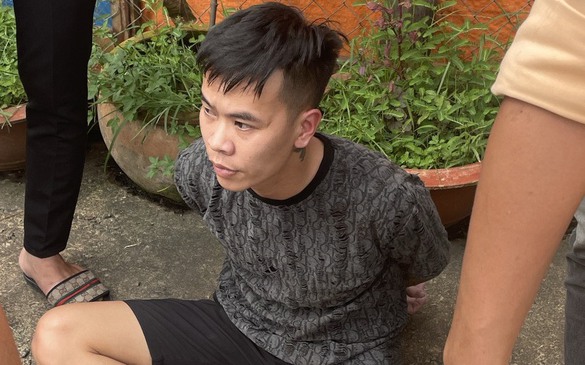 CSGT Đồng Nai bắt nghi phạm giết người đang trên đường bỏ trốn