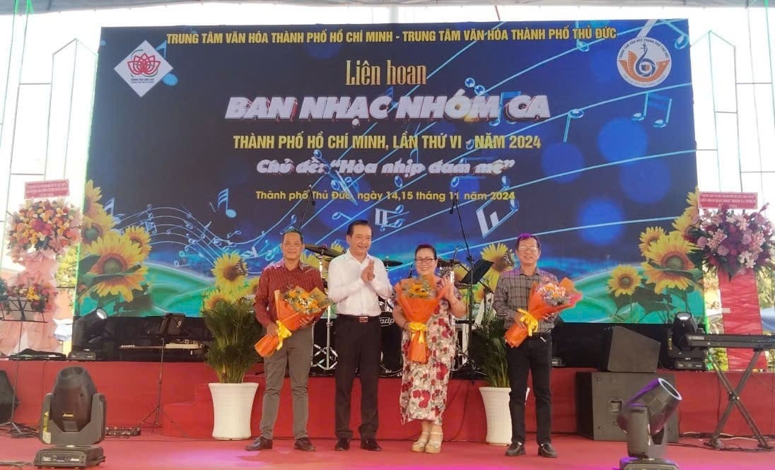 TP. Hồ Chí Minh: Khai mạc Liên hoan ban nhạc nhóm ca lần thứ VI năm 2024