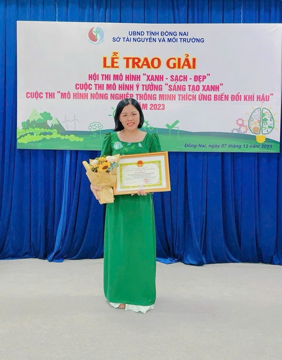 Trần Thị Thu Hằng, Nguyễn Phạm Thuý Hạnh, giáo dục địa phương, Đồng Nai, dạy học dự án, trải nghiệm sáng tạo, hướng nghiệp, giáo viên sáng tạo