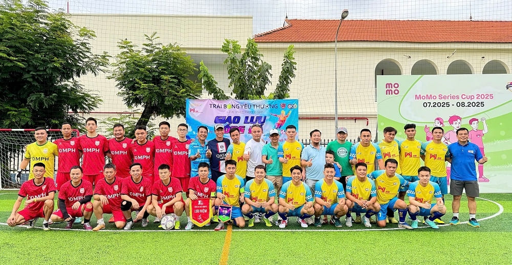 ‘Trái bóng yêu thương’ tiếp sức học tập cho các em nhỏ chùa Long Hoa