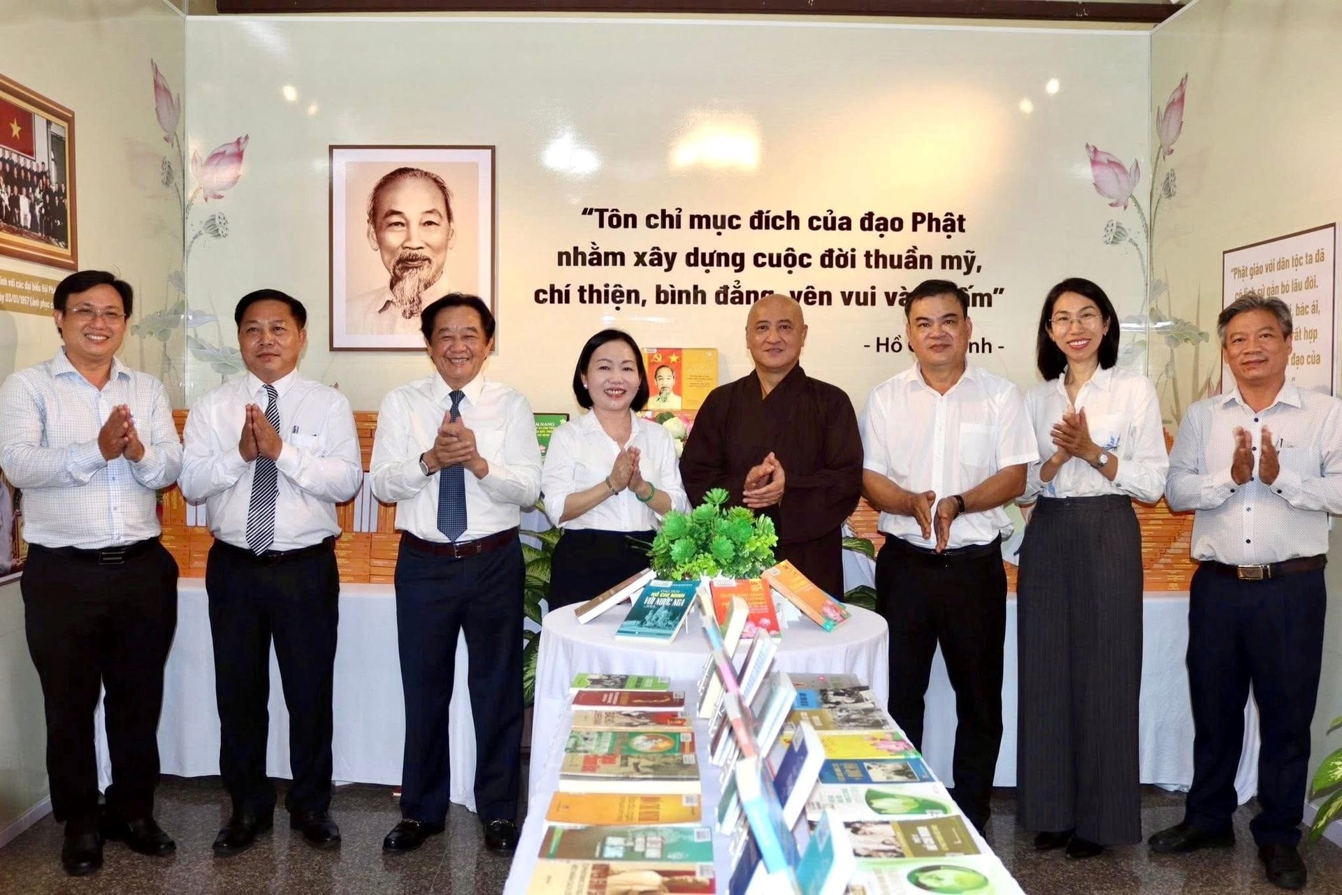 Không gian văn hóa Hồ Chí Minh chùa Hội Khánh Phường Thủ Dầu Một