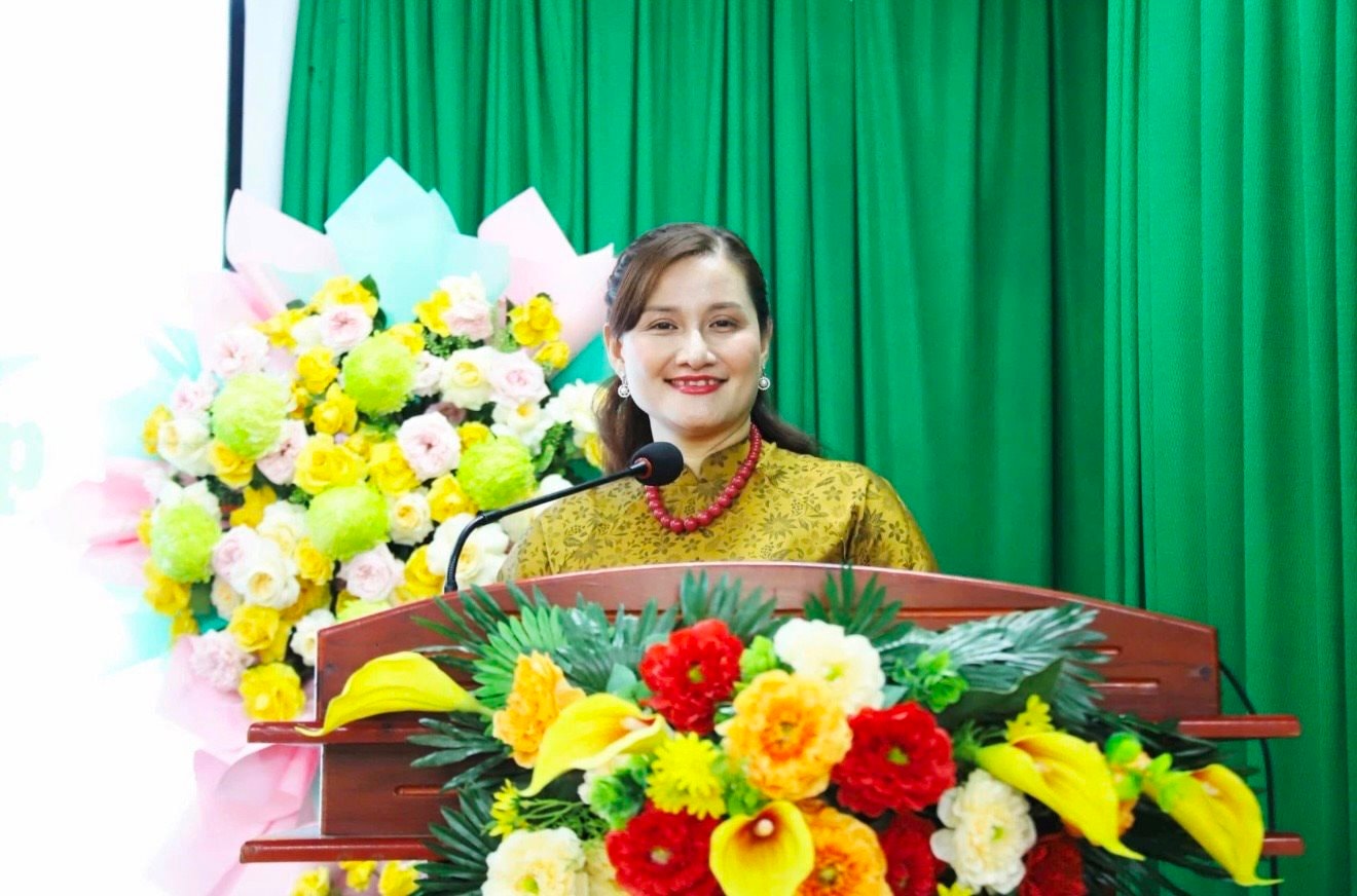 ThS, Nhà báo Bùi Hương - Phó Tổng biên tập phụ trách, điều hành Tạp chí Khoa học phổ thông